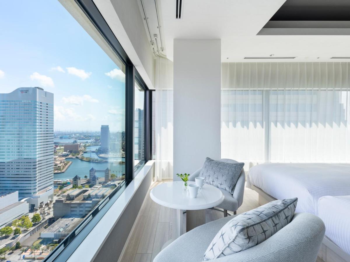 Mitsui Garden Hotel Yokohama Minatomirai Premier Exterior foto View from a suite
